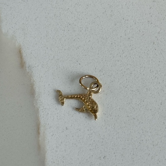 14k gold dolphin charm - Picture 5 of 5